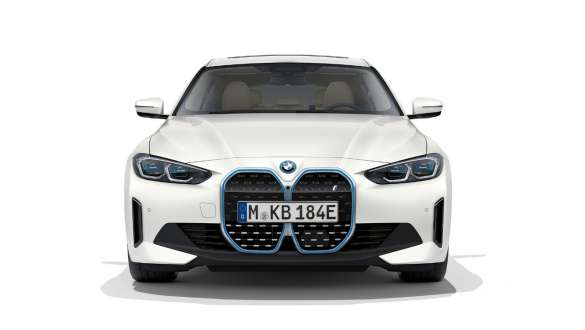 BMW i4 eDrive40 G26 2021 Mineral White front view 