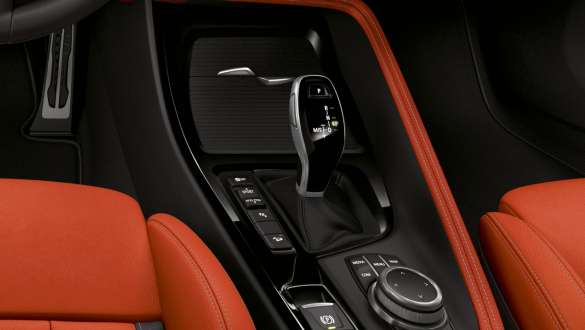Sport transmission BMW X2 M35i (F39) Interior