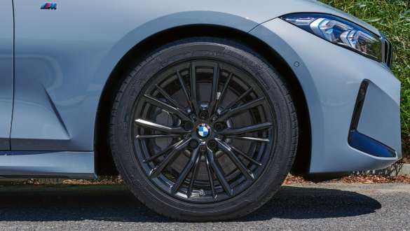 18" M Performance light alloy wheel Double-spoke style 796 M Jet Black matt, summer complete wheel set. BMW G20 18" M Performance light alloy wheel Double-spoke style 796 M Jet Black matt, summer complete wheel set