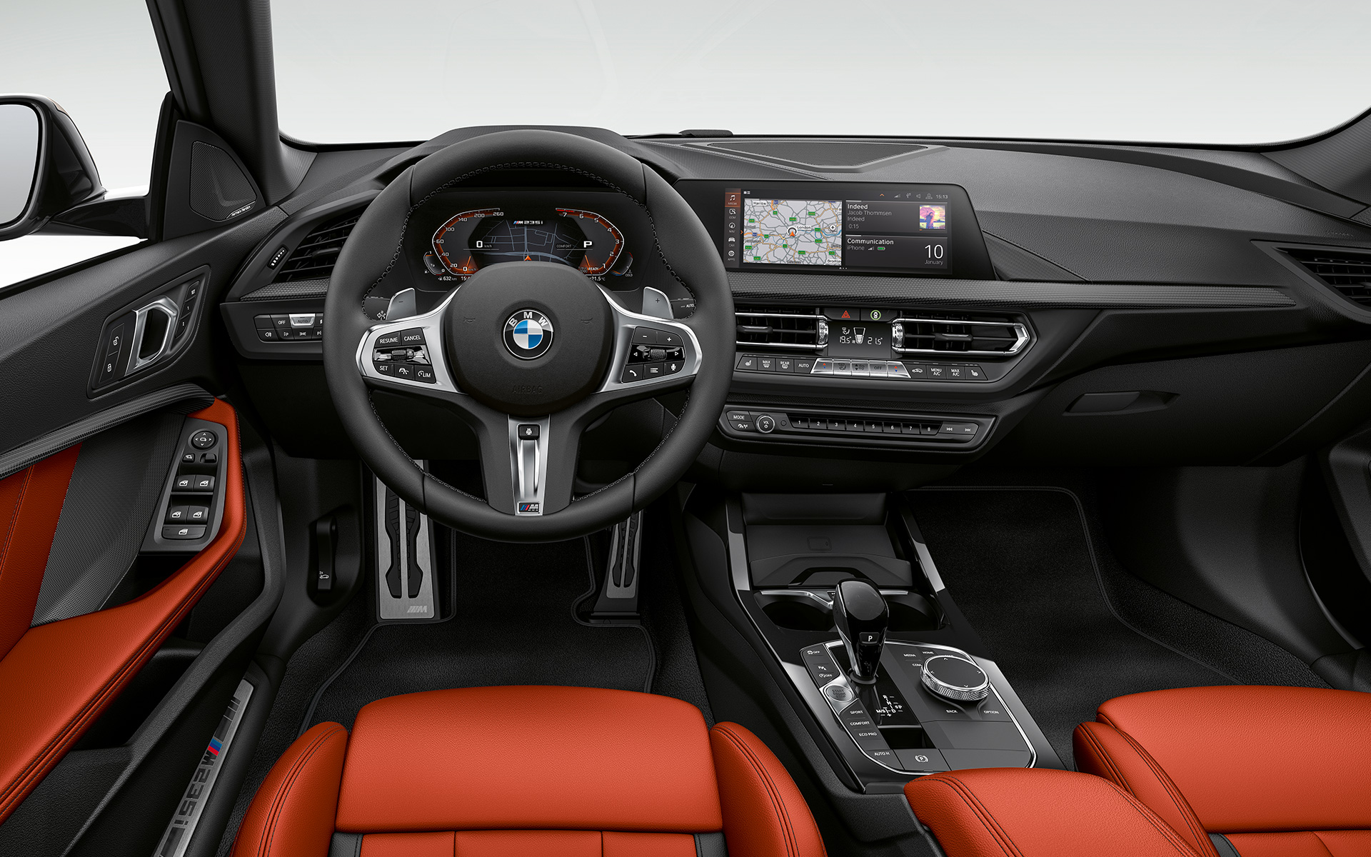 Driver-oriented cockpit BMW M235i xDrive Gran Coupé F44 2020 interior