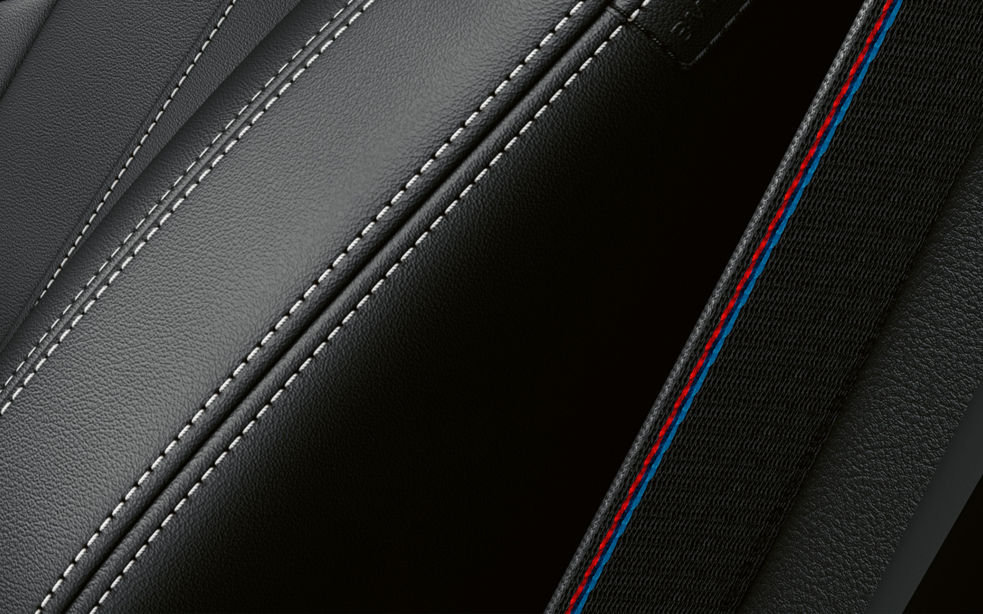 M seat belt BMW M340i xDrive Sedan G20 BMW M340i xDrive Sedan G20 M seat belts close-up
