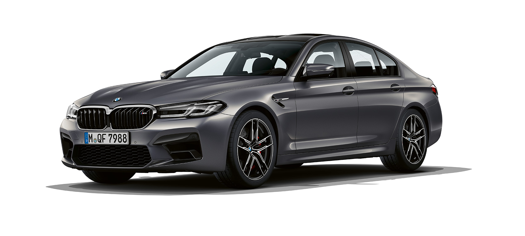 BMW M5 F90 LCI Facelift 2020 Brands Hatch Grey metallic three-quarter front view