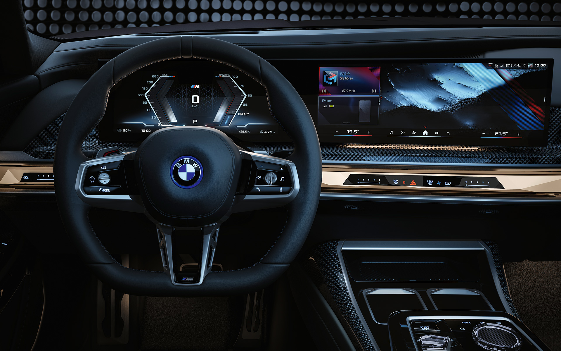 BMW i7 M70 xDrive Sedan G70 M leather steering wheel