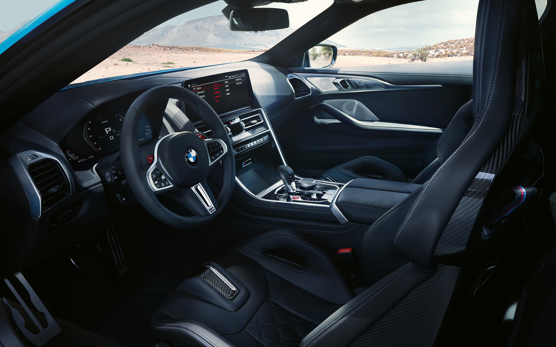 BMW M8 Competition Coupé F92 LCI Facelift 2022 Cockpit Interior M leather steering wheel M Carbon bucket seats