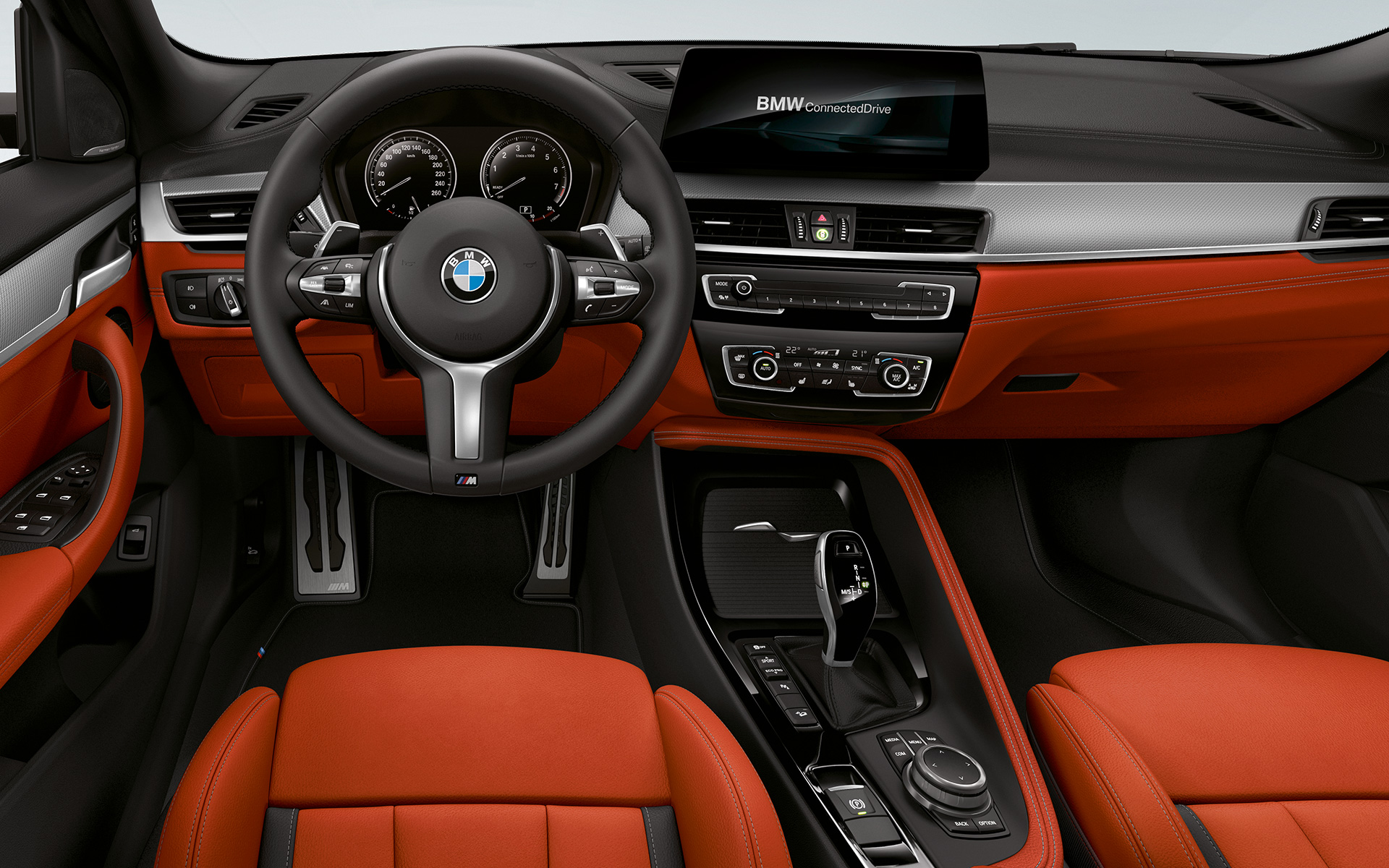 M leather steering BMW X2 M35i (F39) interior