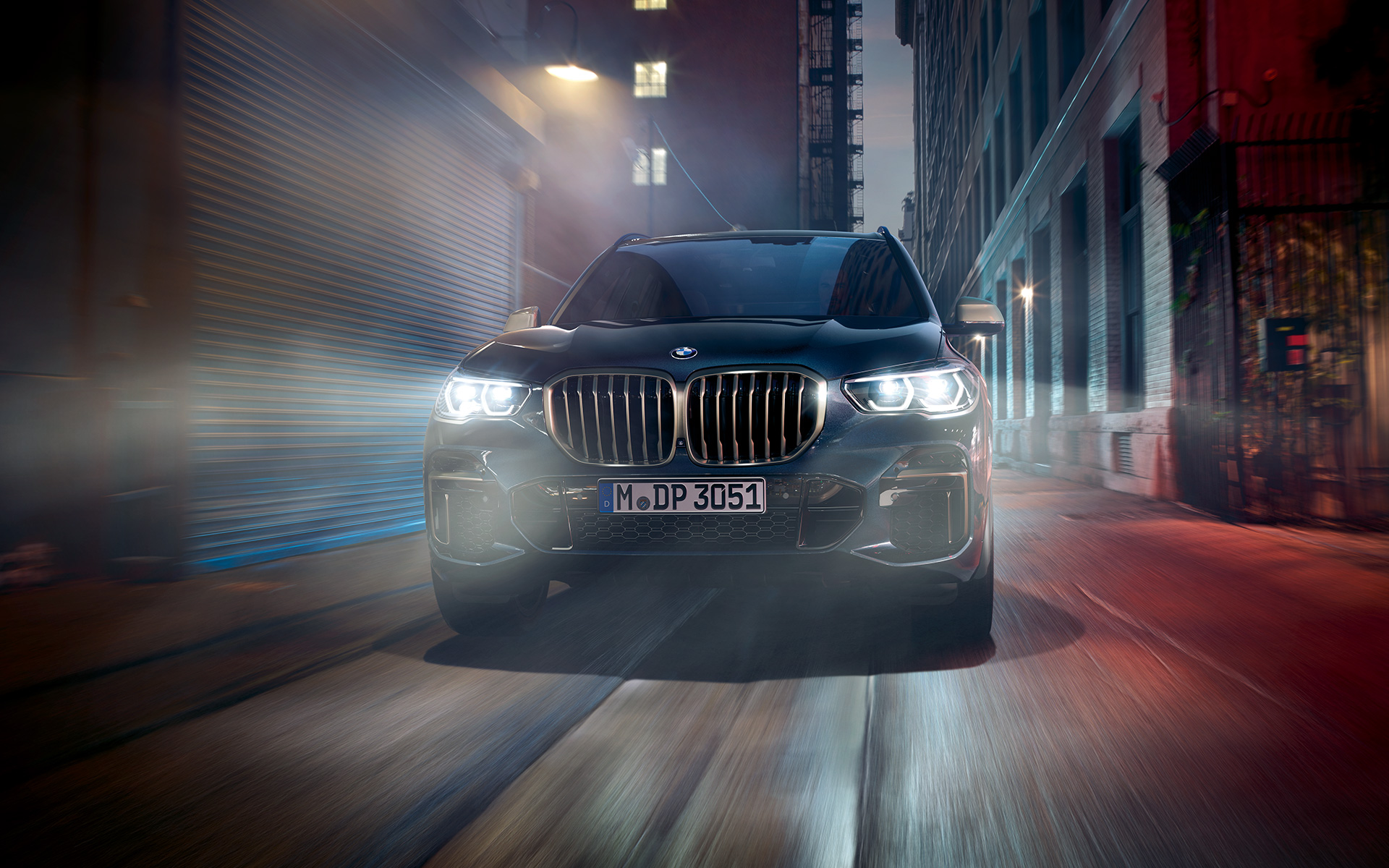 BMW kidney grille in Cerium Grey BMW X5 M50i and M50d G05 2018 SUV Carbon black metallic front view