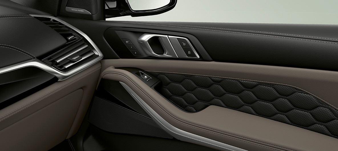 Full leather 'Merino' BMW X5 M F95 Full leather 'Merino' BMW X5 M F95 2020 SUV interior