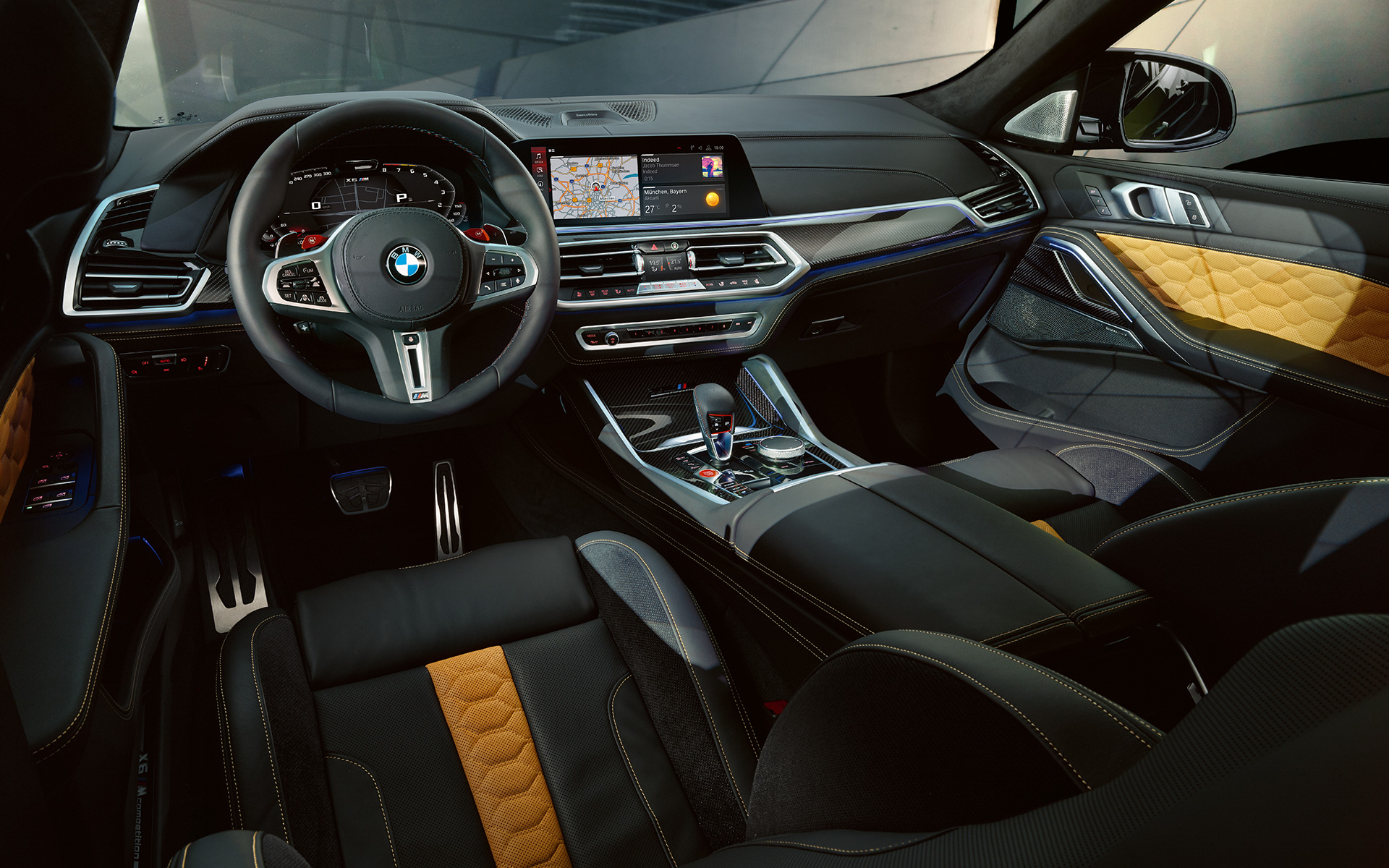 Cockpit BMW X6 M Competition F96 2020 SUV interior