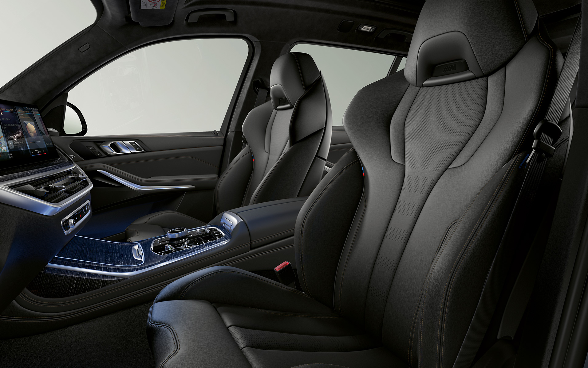 BMW X7 M60i xDrive G07 LCI M multifunction seat interior