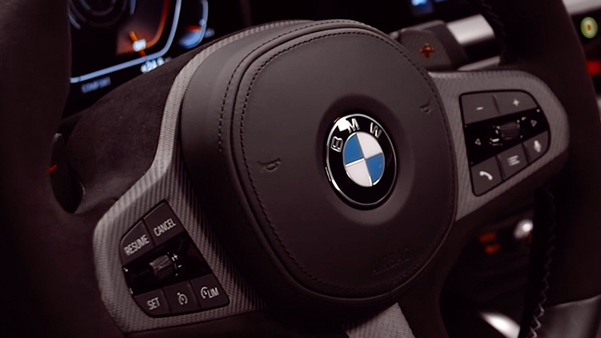 BMW M Performance steering wheel BMW 4 Series Coupé G22 BMW M Performance steering wheel BMW 4 Series Coupé G22 detail view