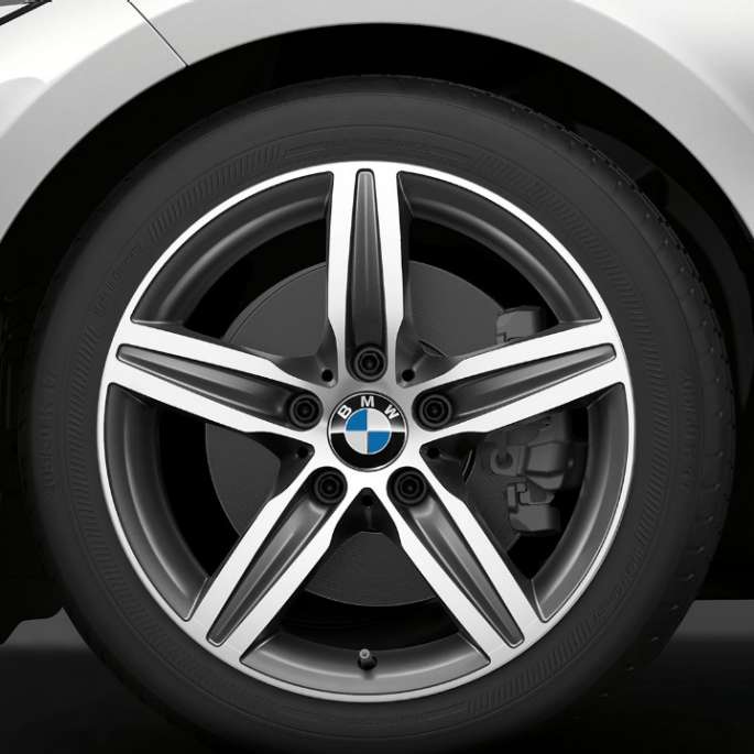 BMW 2 Series Convertible, Model Sport Line wheels